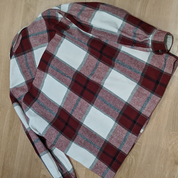 Geegee Shacket Flannel Plaid 2X - Picture 6 of 8